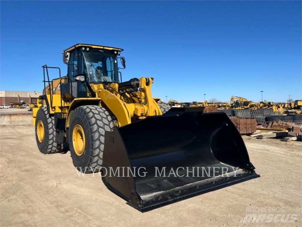 CAT 966 Tekerlekli yükleyiciler