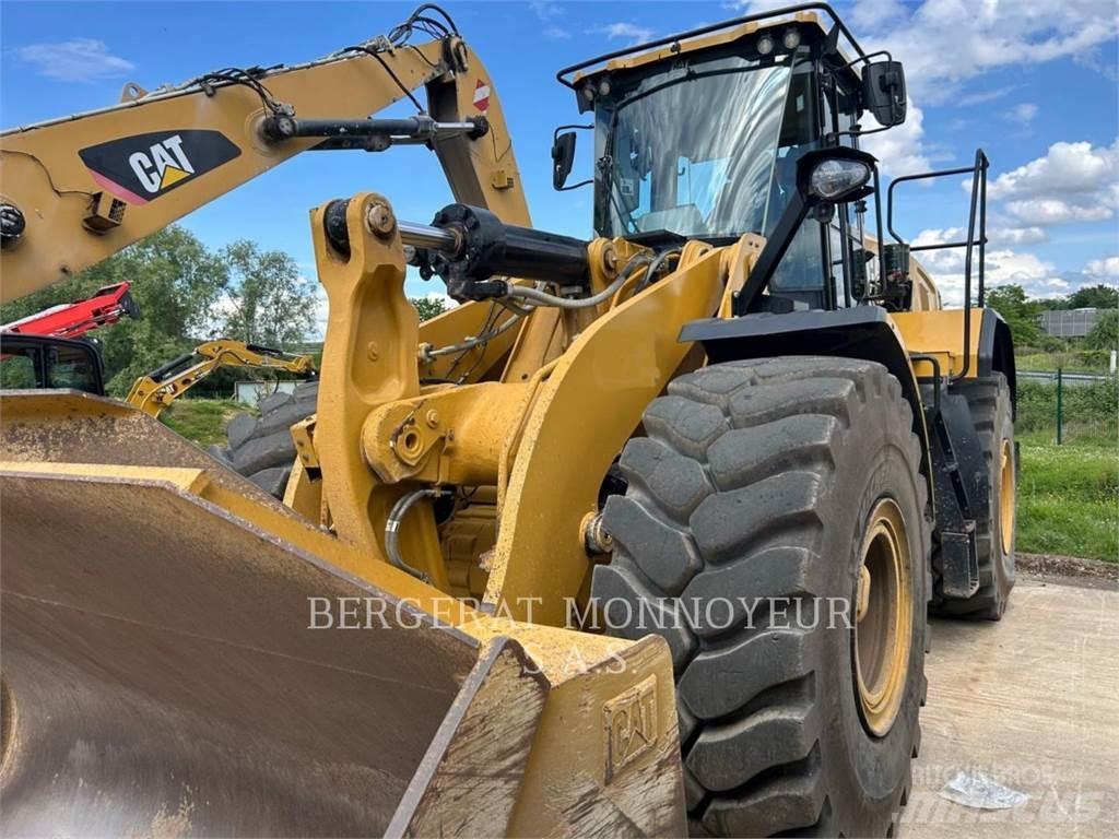 CAT 966 Tekerlekli yükleyiciler