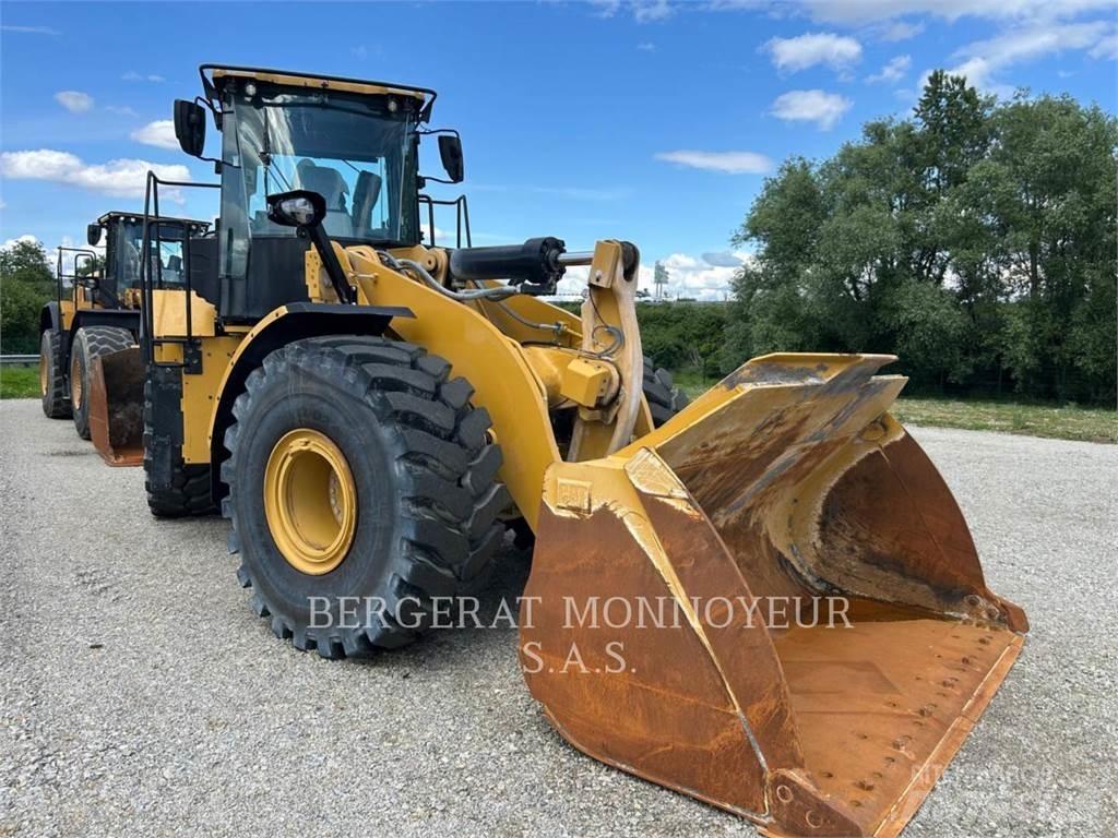 CAT 966 Tekerlekli yükleyiciler