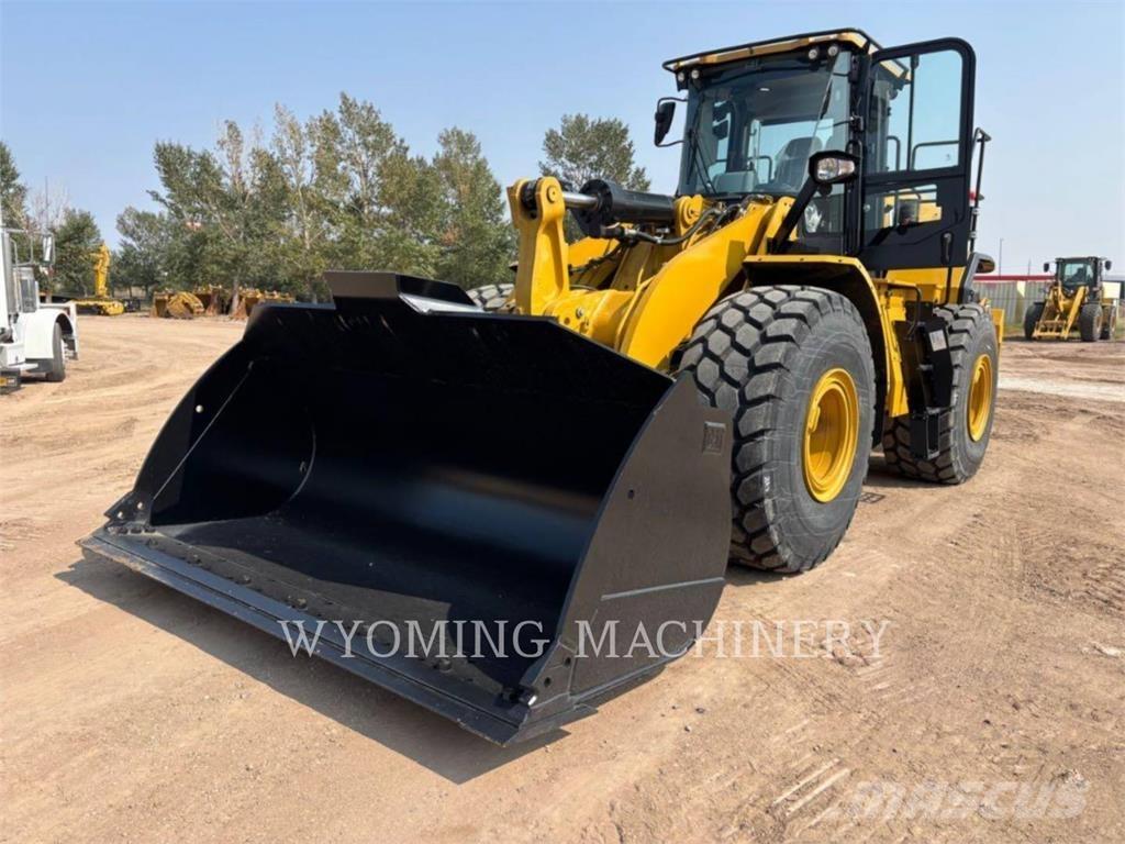 CAT 966 Tekerlekli yükleyiciler