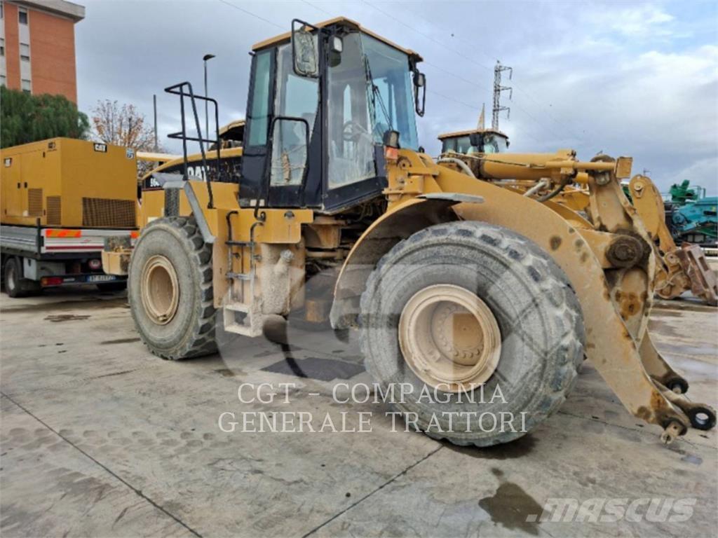 CAT 966 Tekerlekli yükleyiciler