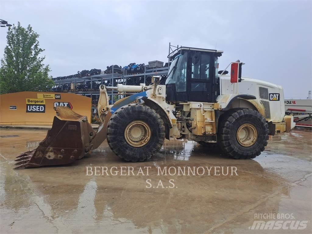 CAT 966M Tekerlekli yükleyiciler