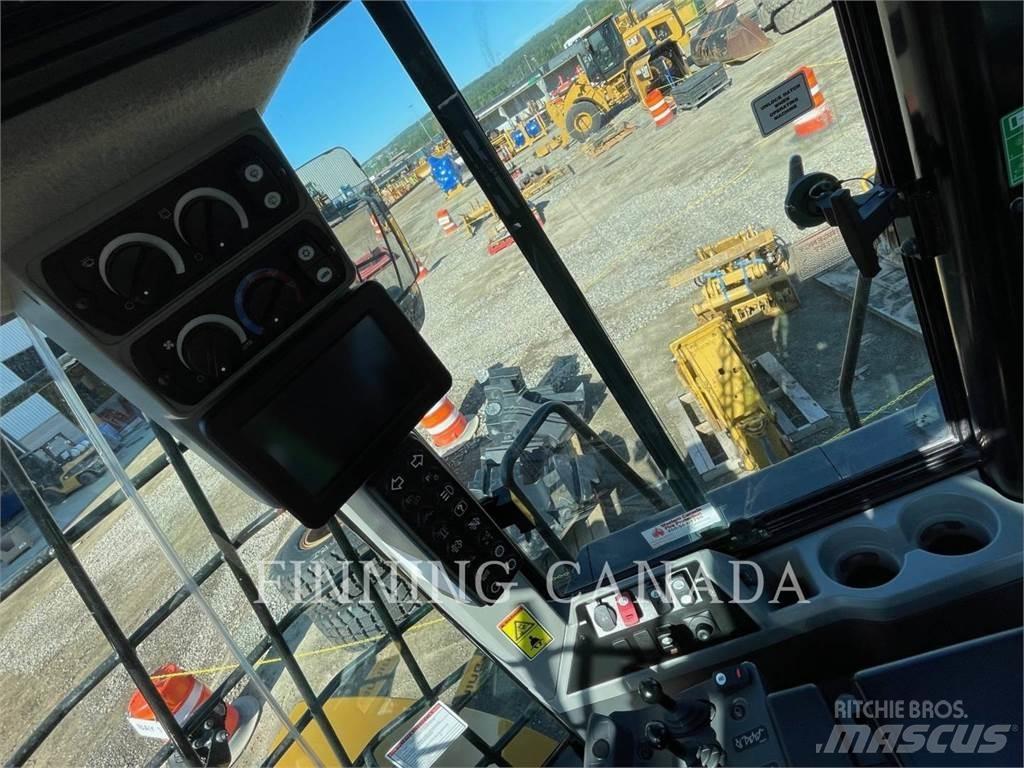 CAT 966M Tekerlekli yükleyiciler