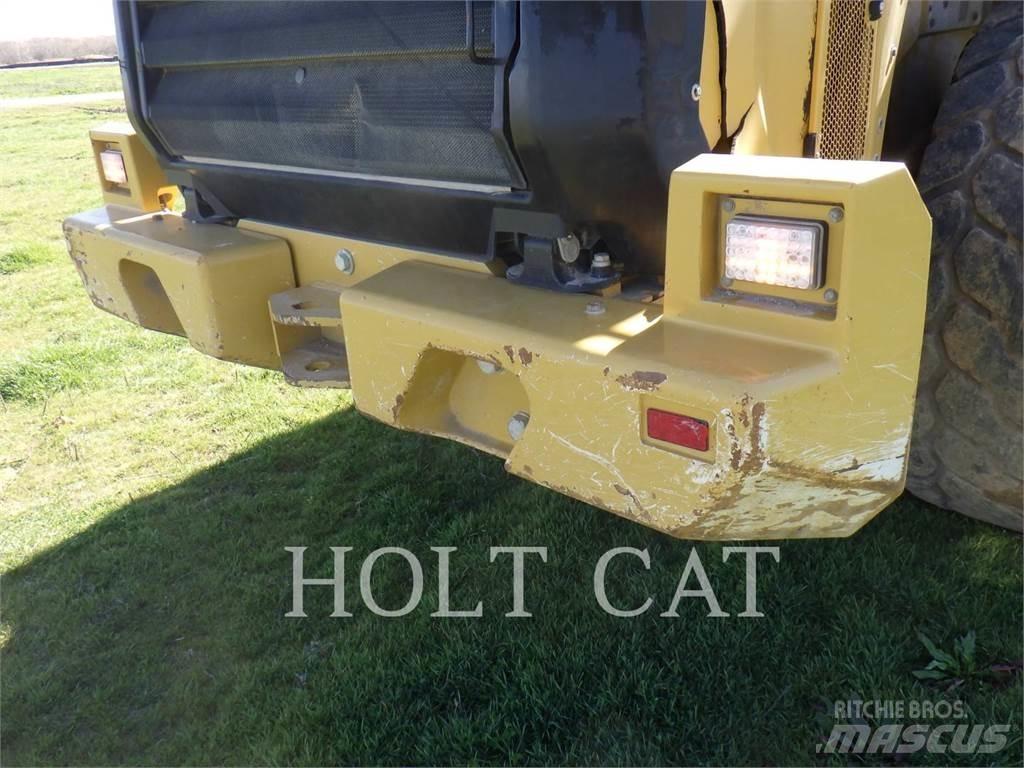 CAT 966M Tekerlekli yükleyiciler