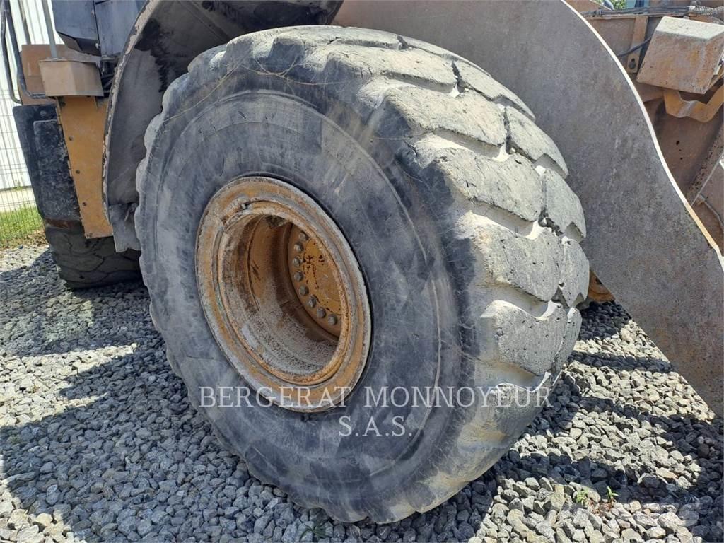CAT 966M Tekerlekli yükleyiciler