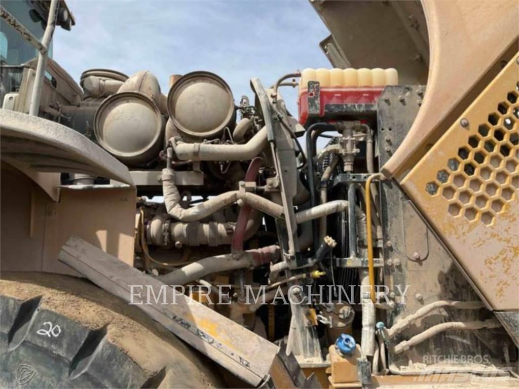 CAT 966M Tekerlekli yükleyiciler