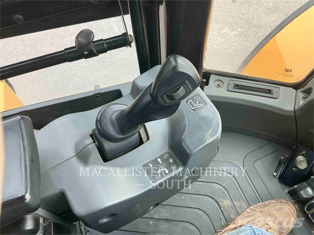CAT 966M Tekerlekli yükleyiciler
