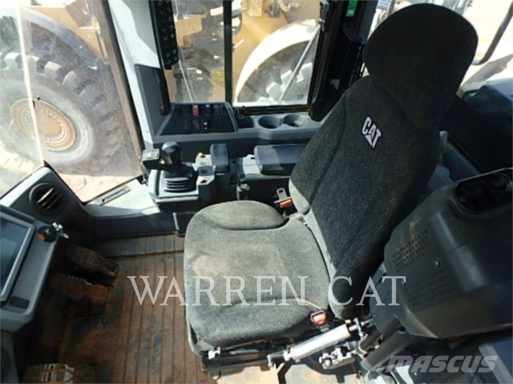 CAT 966M Tekerlekli yükleyiciler