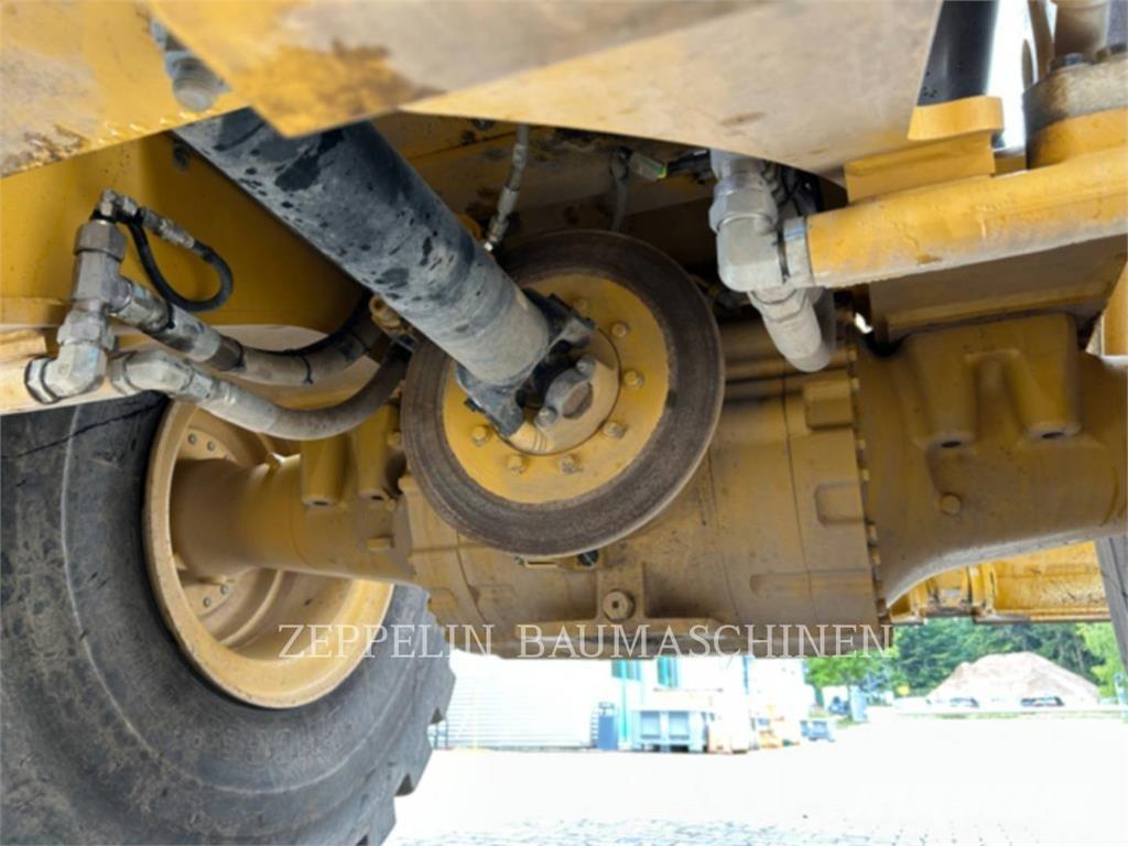CAT 966M Tekerlekli yükleyiciler