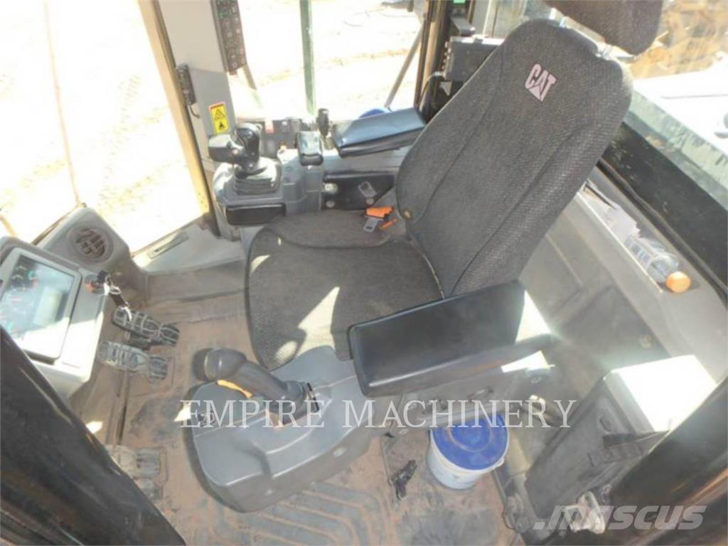 CAT 966M Tekerlekli yükleyiciler