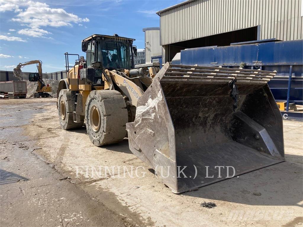 CAT 966M HL Tekerlekli yükleyiciler