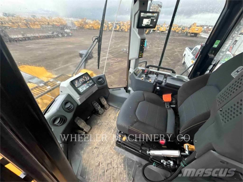 CAT 972 QC Tekerlekli yükleyiciler