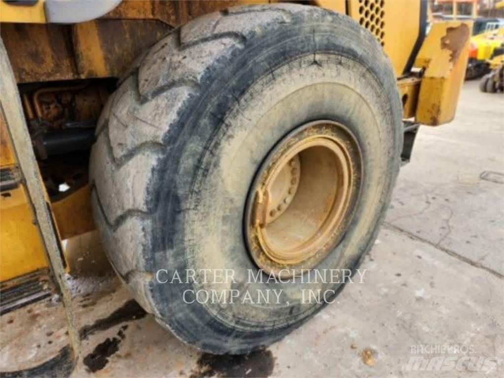 CAT 972K Tekerlekli yükleyiciler