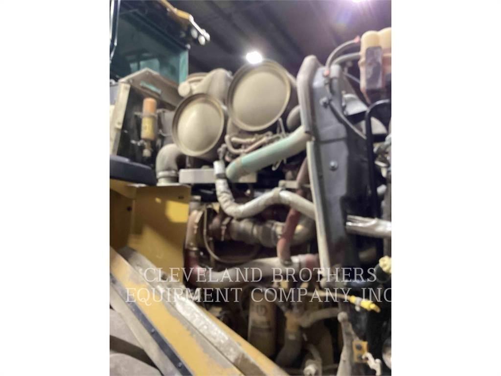 CAT 972M Tekerlekli yükleyiciler