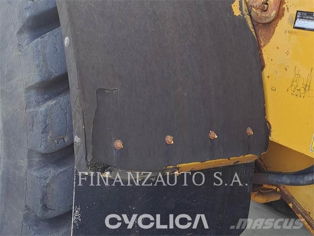 CAT 972M Tekerlekli yükleyiciler