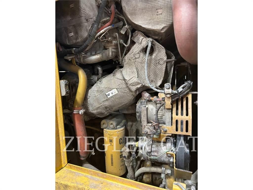 CAT 973K Paletli yükleyiciler