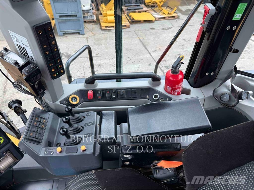 CAT 980 Tekerlekli yükleyiciler