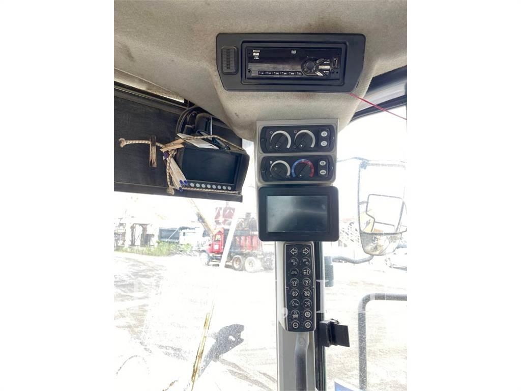 CAT 982M Tekerlekli yükleyiciler