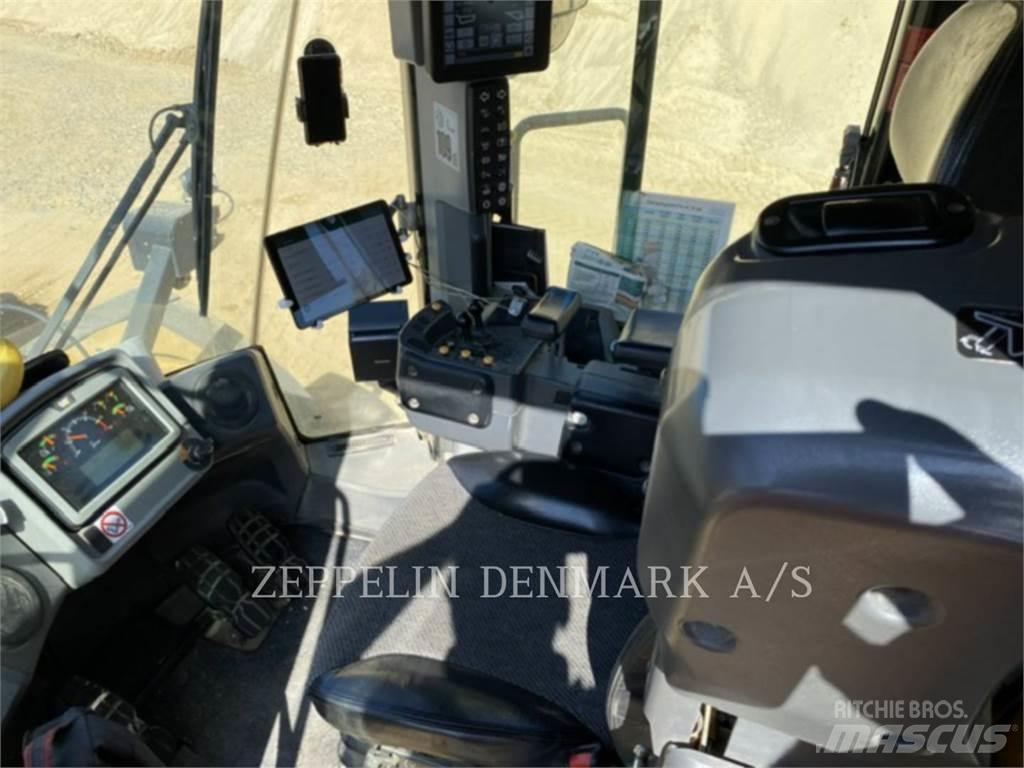 CAT 982M Tekerlekli yükleyiciler