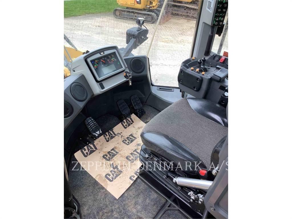 CAT 982M Tekerlekli yükleyiciler