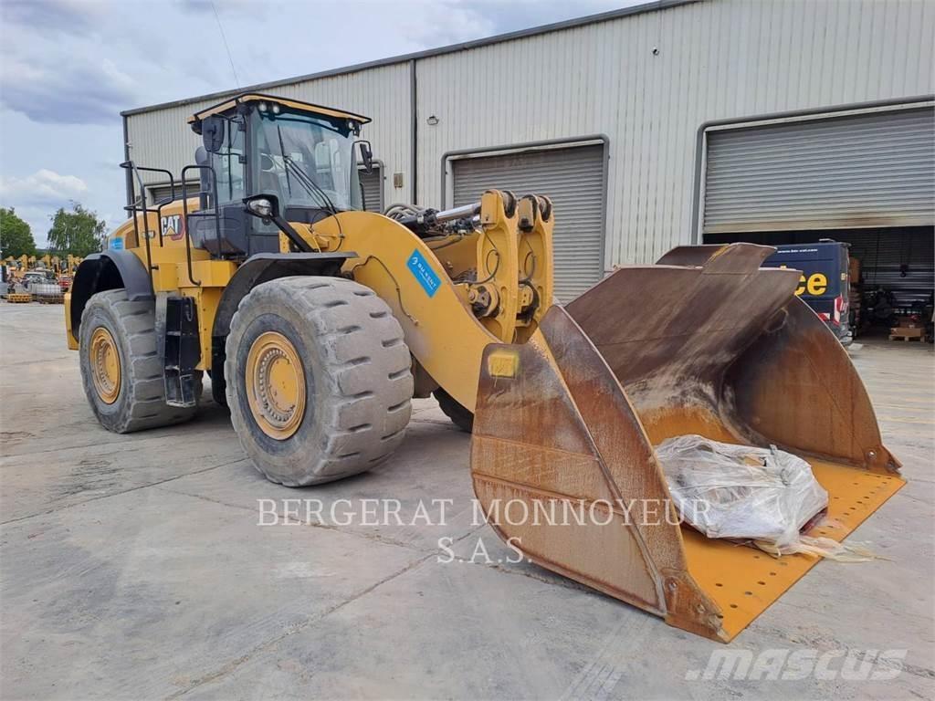 CAT 982M Tekerlekli yükleyiciler