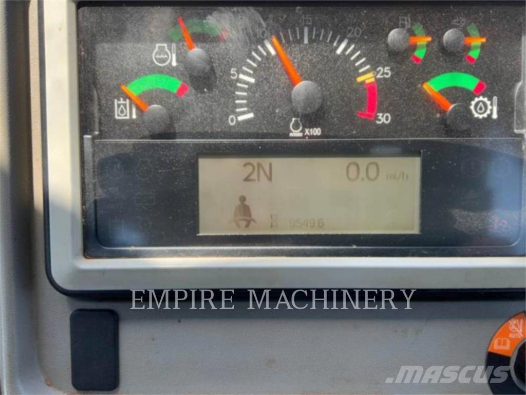 CAT 982M Tekerlekli yükleyiciler