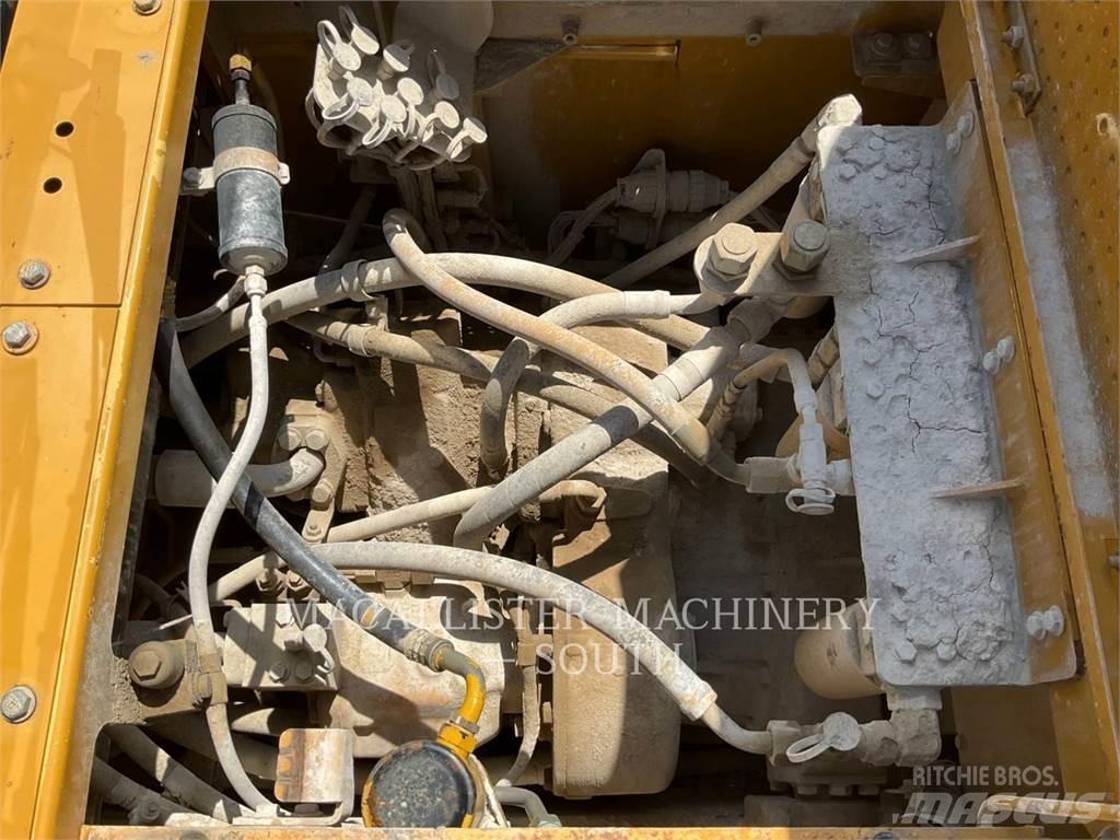 CAT 988H Tekerlekli yükleyiciler