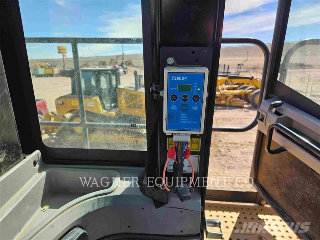 CAT 988K HL Tekerlekli yükleyiciler