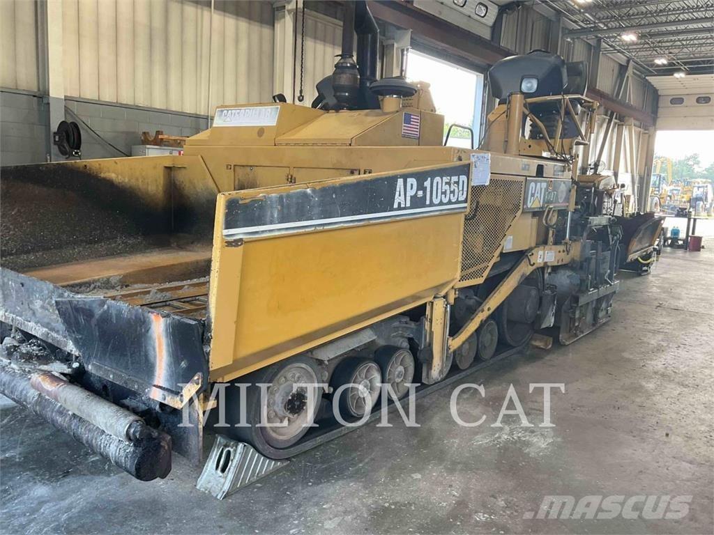 CAT AP-1055D Asfalt sericiler