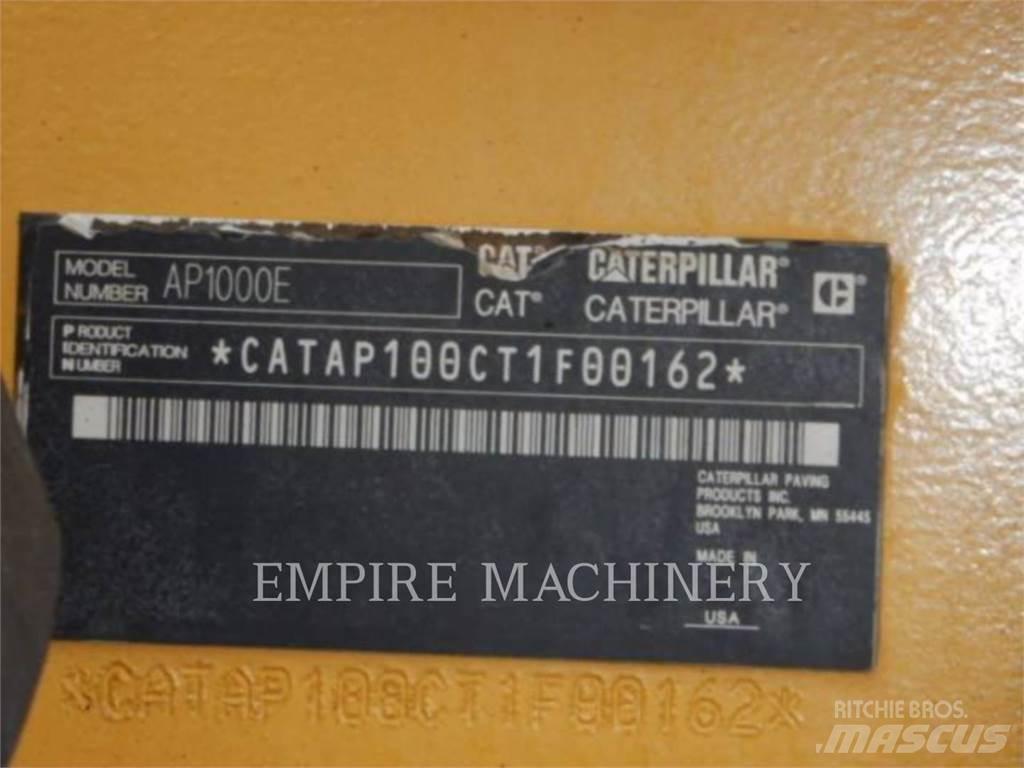 CAT AP1000E Asfalt sericiler