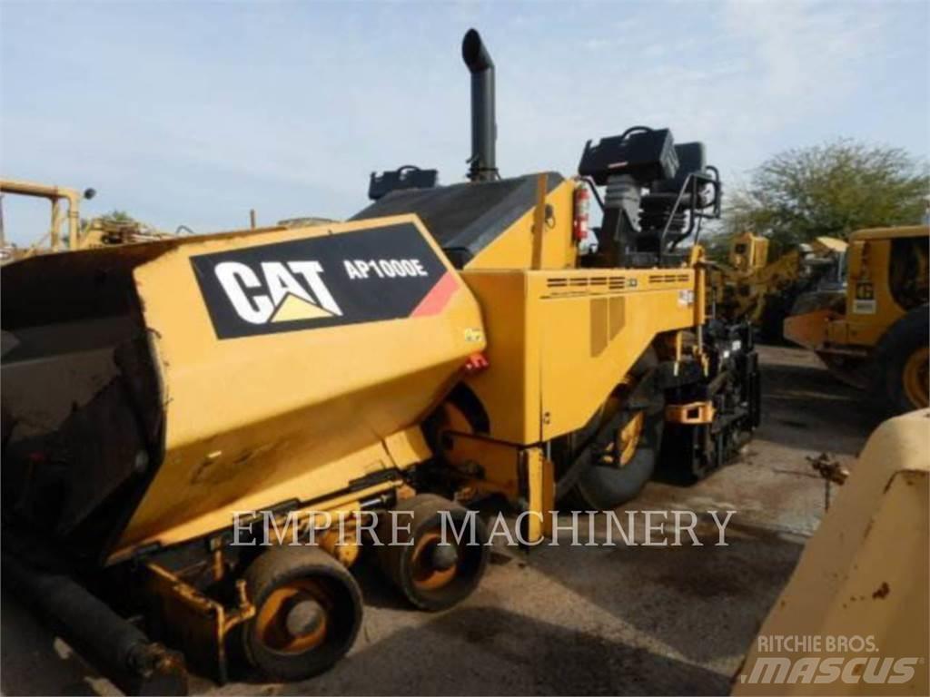 CAT AP1000E Asfalt sericiler