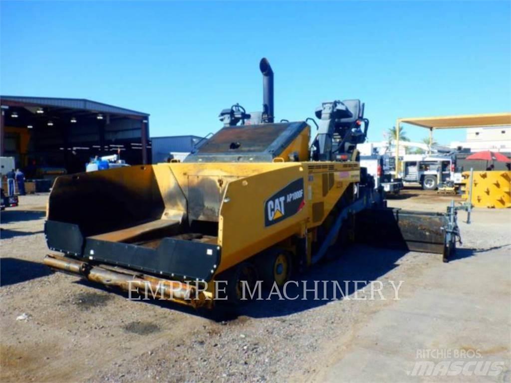 CAT AP1000F Asfalt sericiler