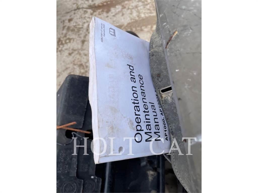 CAT AP1000F Tek tamburlu silindirler