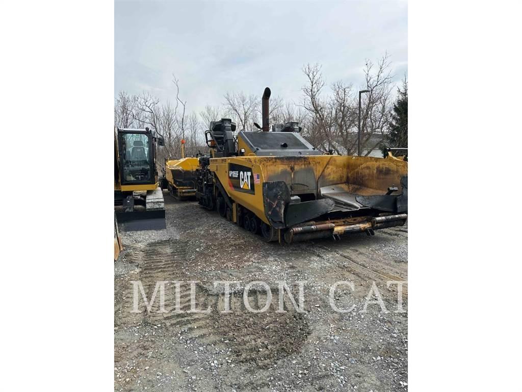 CAT AP1055F Asfalt sericiler