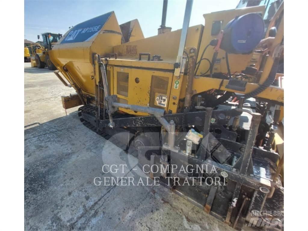 CAT AP255E Asfalt sericiler