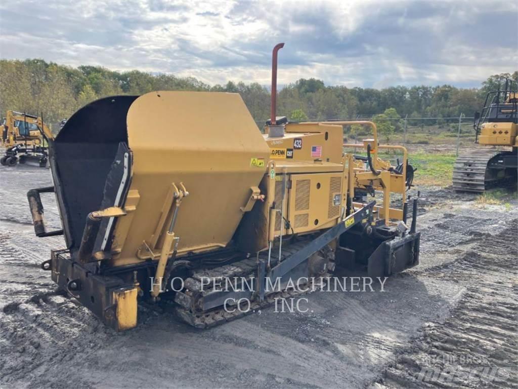 CAT AP255E Asfalt sericiler