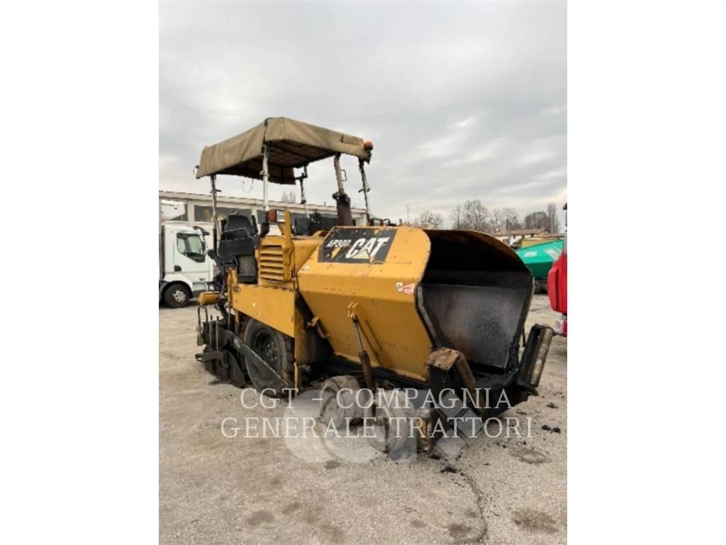 CAT AP300 Asfalt sericiler