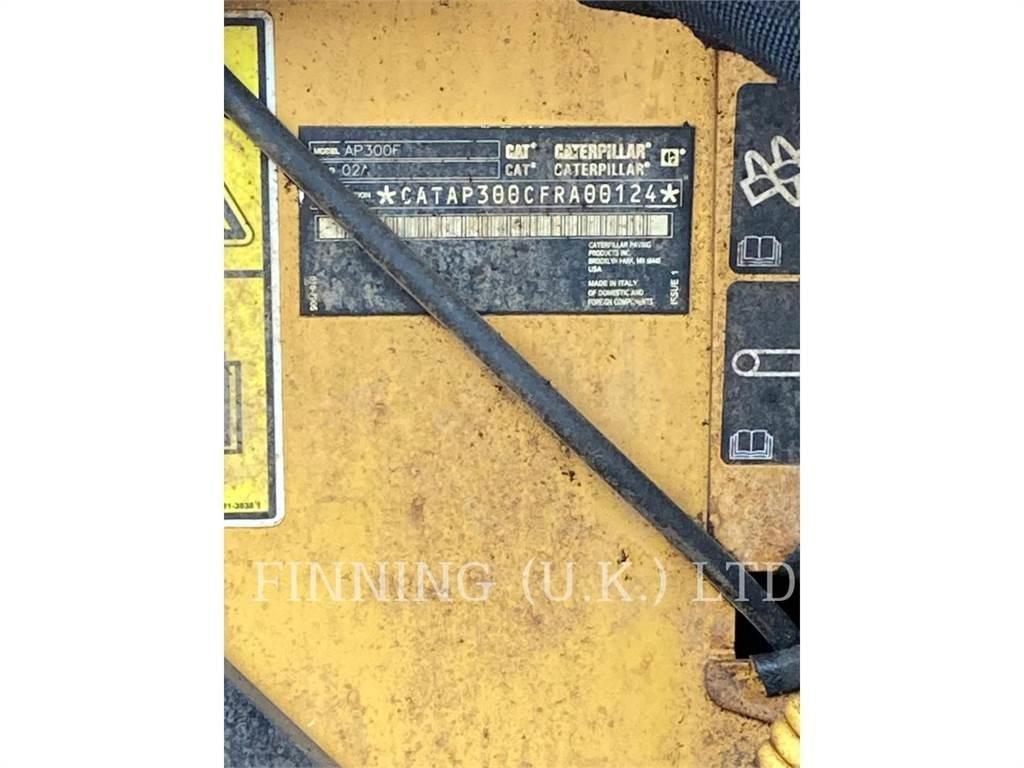 CAT AP300F Asfalt sericiler