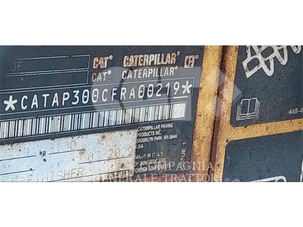 CAT AP300F Asfalt sericiler