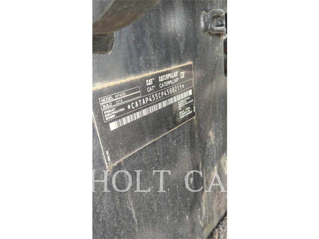 CAT AP455 Tek tamburlu silindirler
