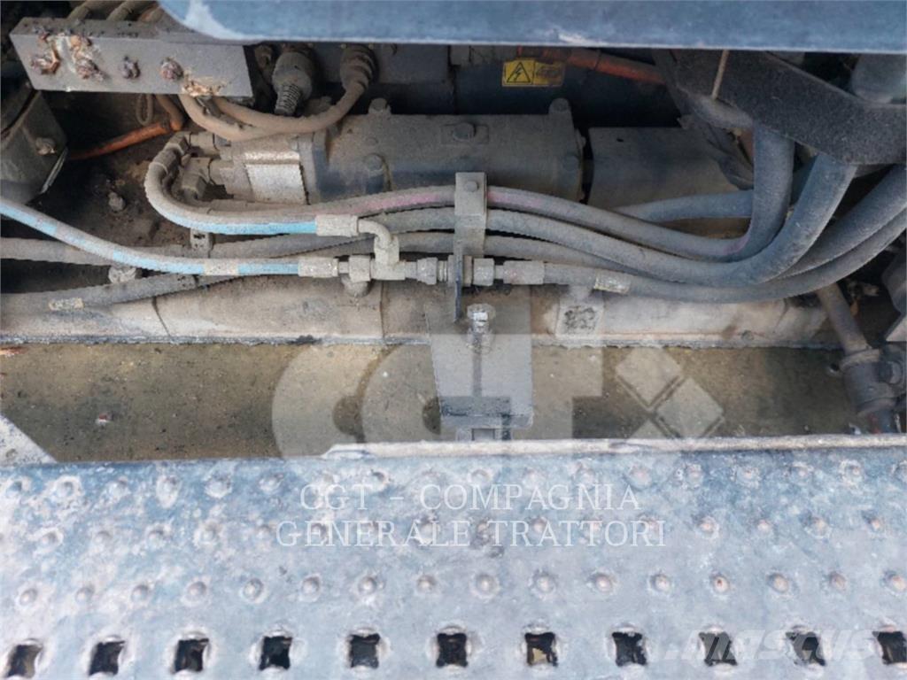 CAT AP500F Asfalt sericiler