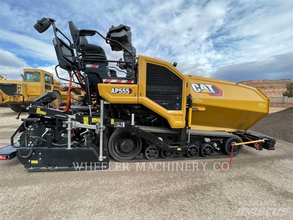 CAT AP555 Asfalt sericiler