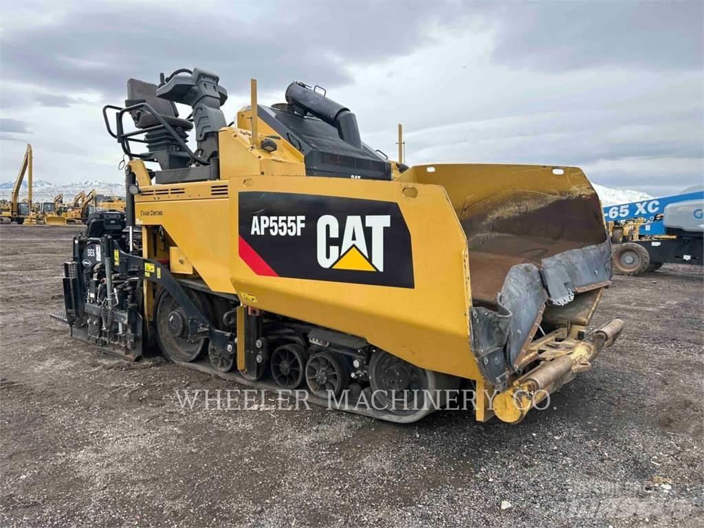 CAT AP555F Asfalt sericiler