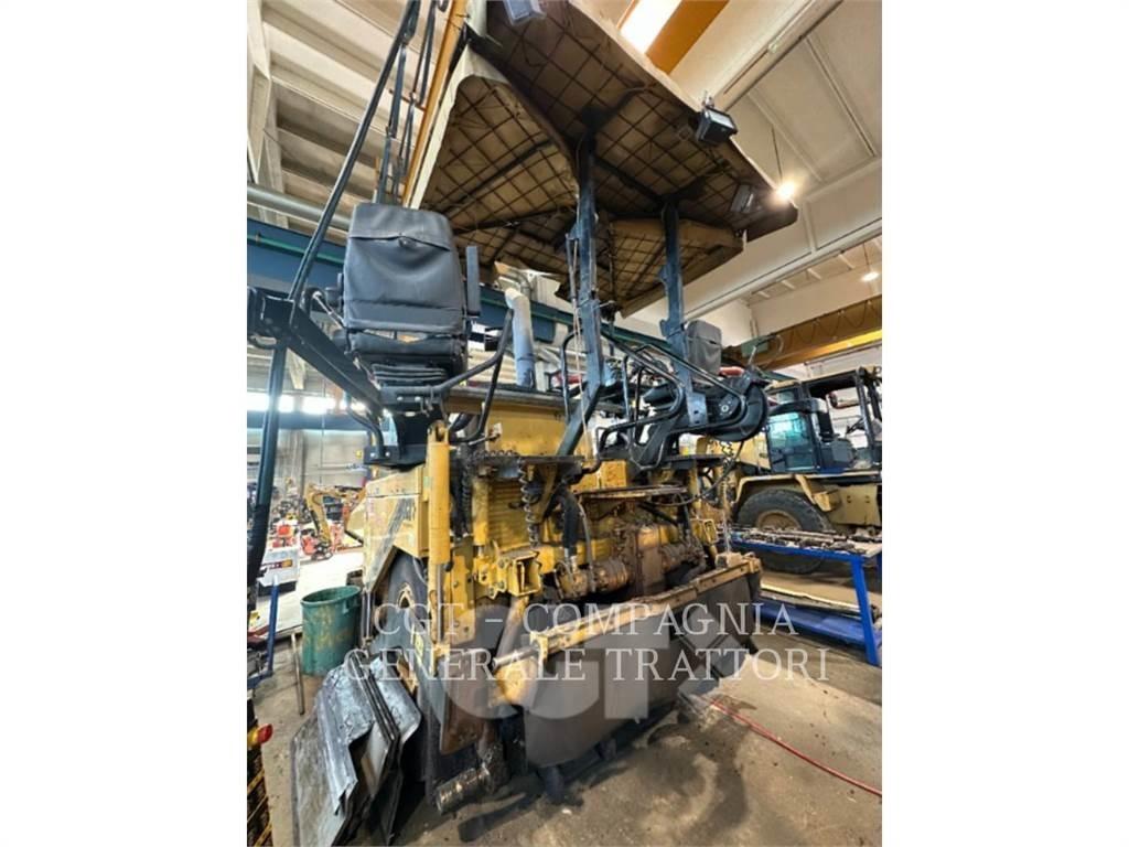 CAT AP600D Asfalt sericiler