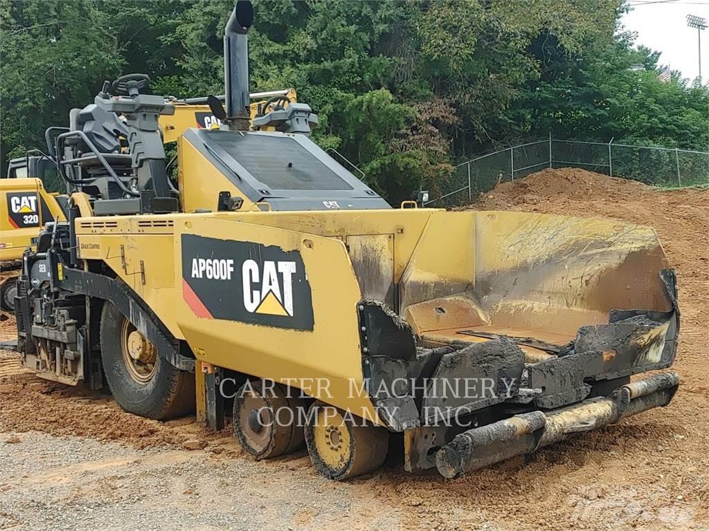 CAT AP600F Asfalt sericiler