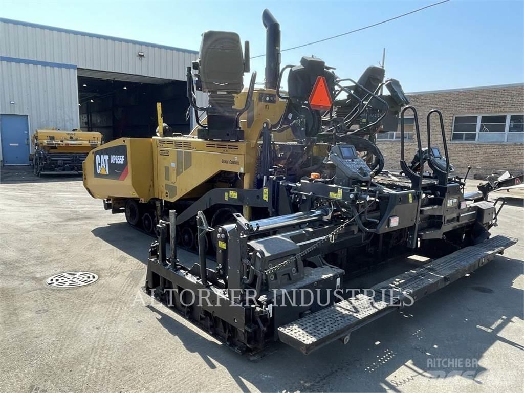 CAT AP655F Asfalt sericiler