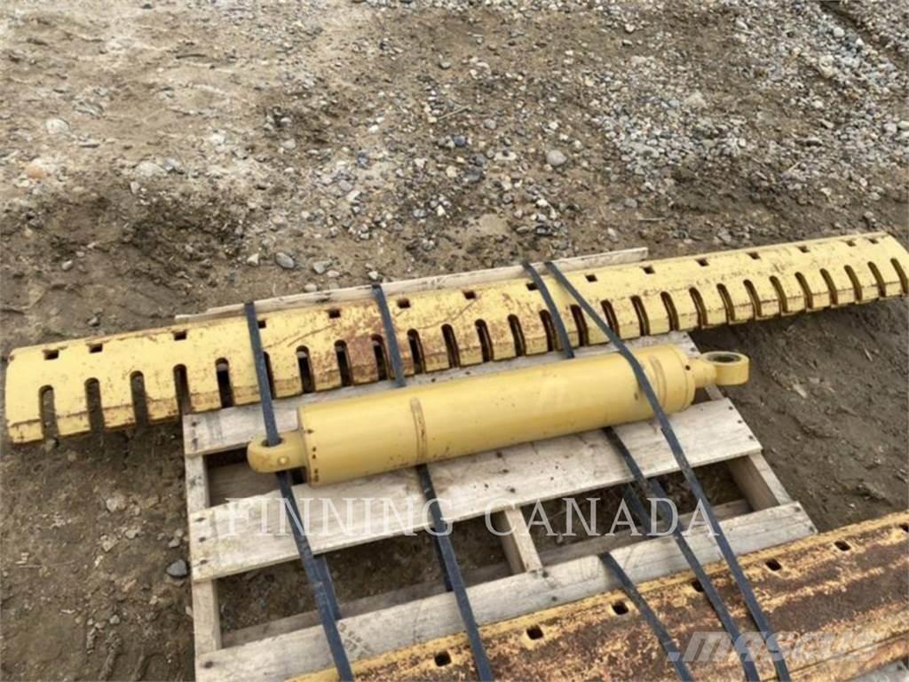 CAT ATTACHMENTS 14M Kar püskürtücüler