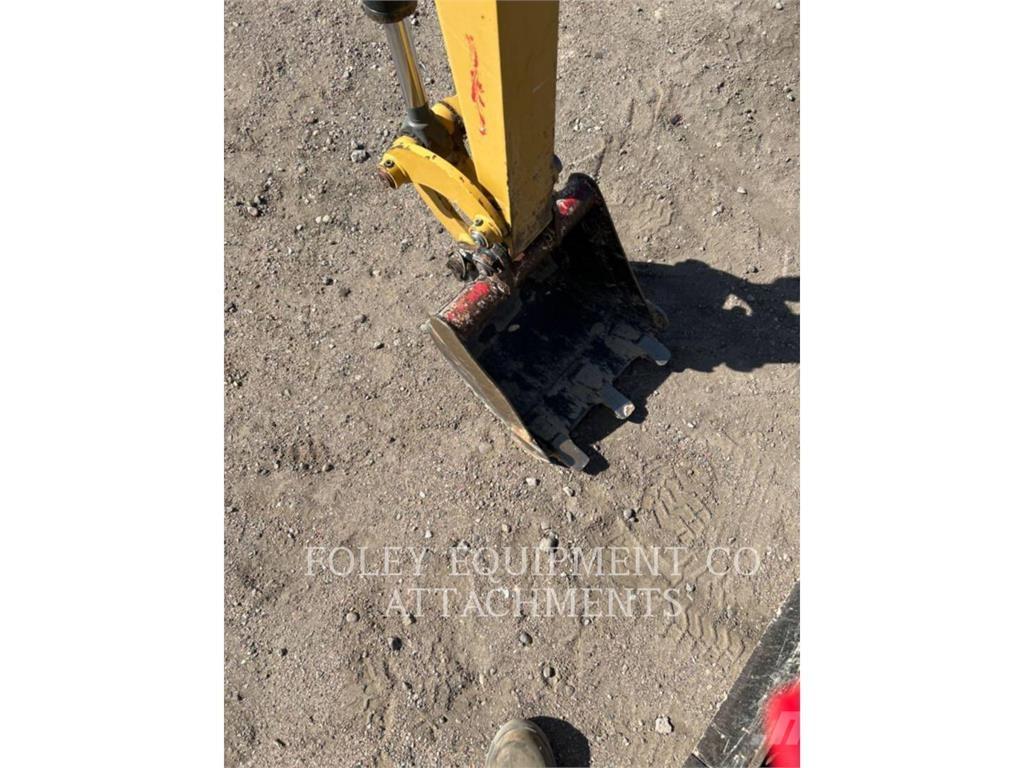 CAT BK300P15 Paletli ekskavatörler