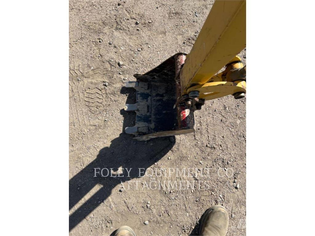 CAT BK300P15 Paletli ekskavatörler