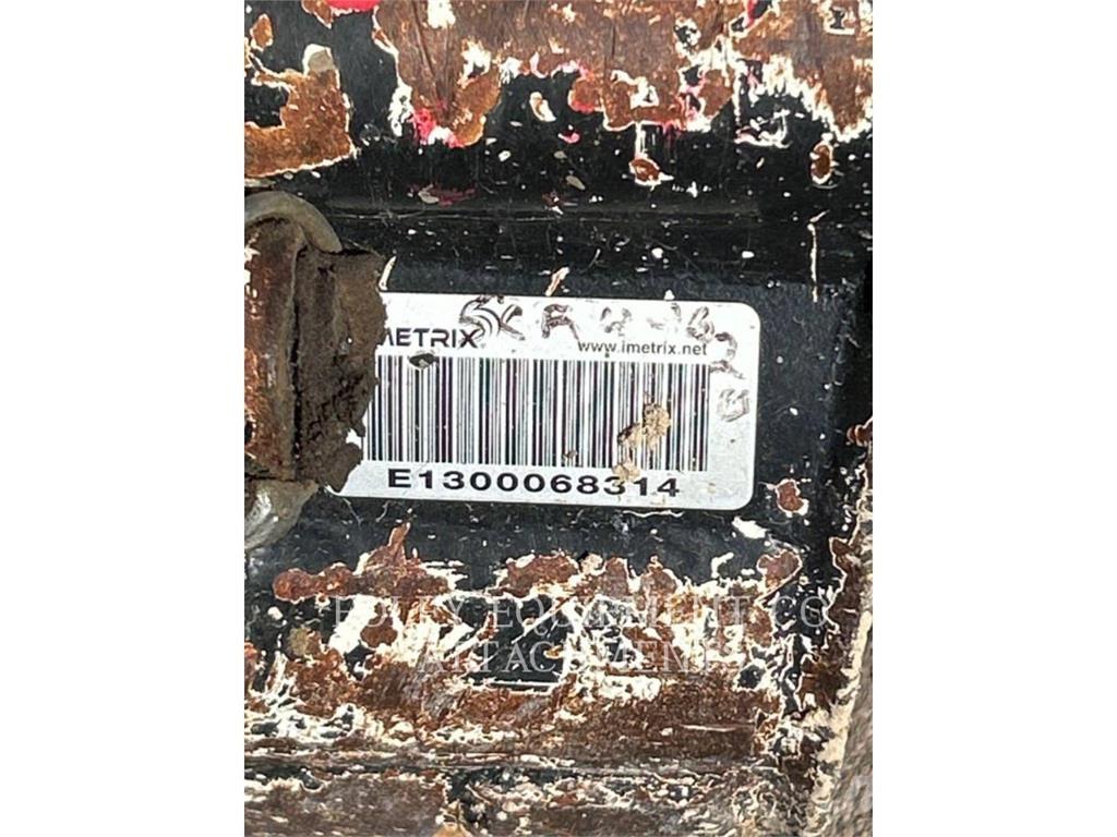 CAT BK300P15 Paletli ekskavatörler